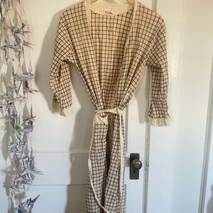 Vintage Cream and Black Checkered French Robe